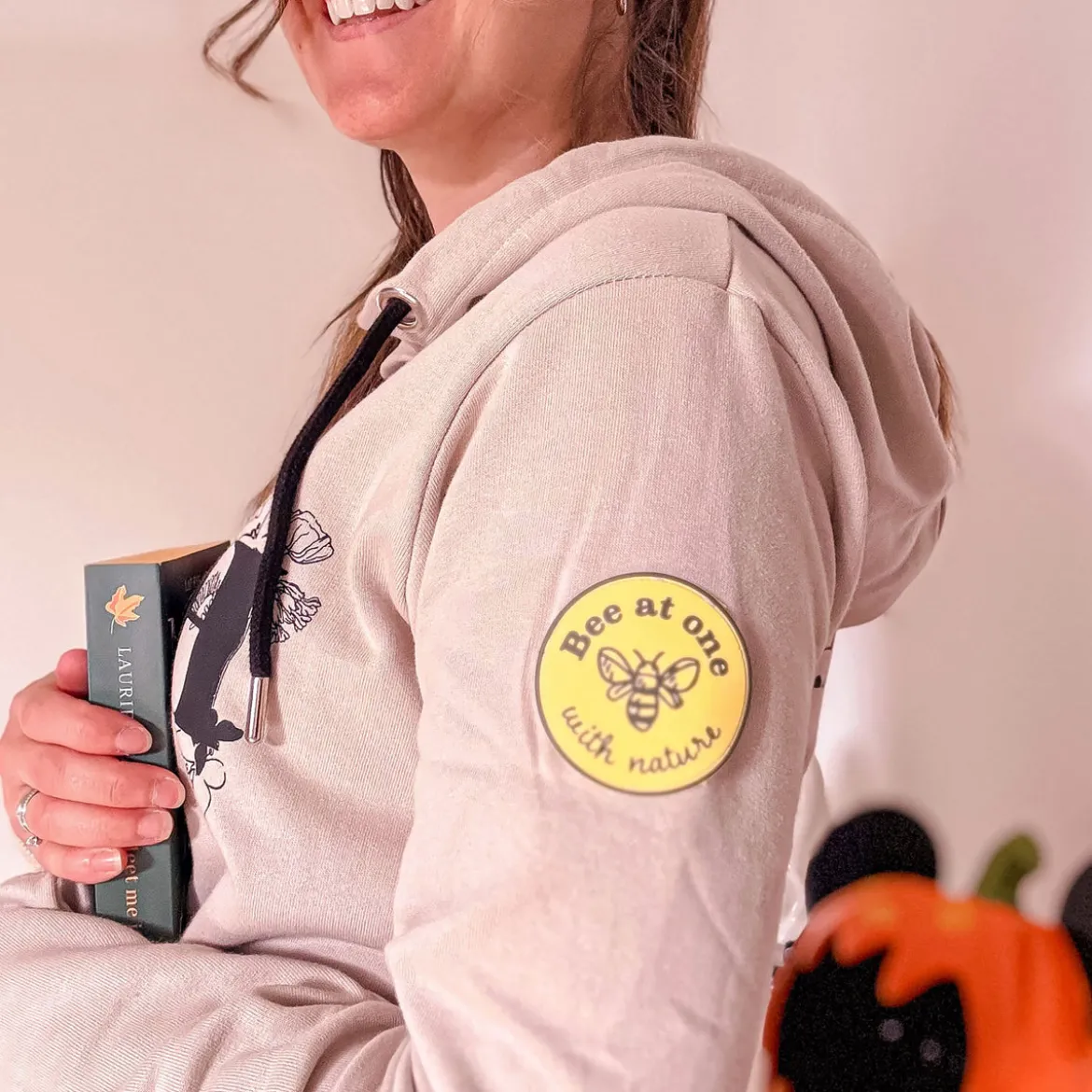 Winnie Puuh - Pooh Love Hoodie beige