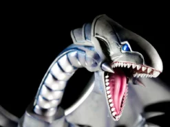 Yu-Gi-Oh! - Blauäugiger Weißer Drache Statue
