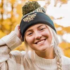 Zelda - Logo Mütze mit Bommel